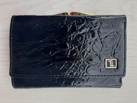 Женский кожаный кошелек Bretton (черный)

Отличное качество
Лакированная кожа. . фото 3