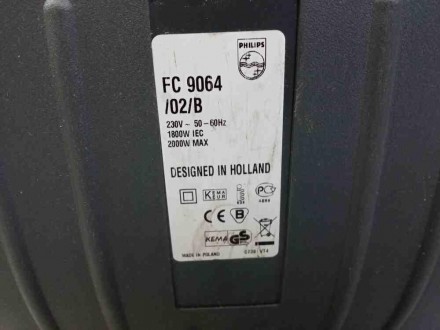 Пылесос Philips FC 9064
Потребляемая мощность:2000 Вт
Уборка:сухая
Мощность всас. . фото 8