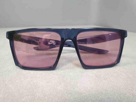 Чоловічі квадратні сонцезахисні окуляри Nike SB Ledge EV1058
Внимание! Комісійни. . фото 2