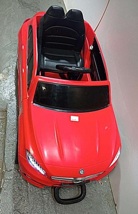 Электромобиль BAMBI M4124 EBLR, Красный выполнен в стиле популярной машины, обла. . фото 4