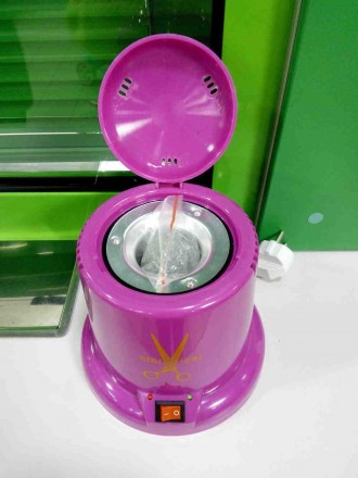 Стерилизатор ультрафиолетовый для маникюрных инструментов Sterilizer YM-9001B
Вн. . фото 3
