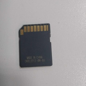 MicroSD-SD adapter. Забезпечує сумісність карт microSD з пристроями, оснащеними . . фото 3