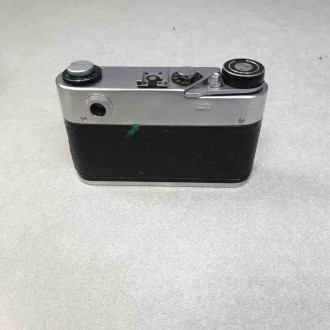 Комплектація:
- Фотокамера
- об'єднав "Індустар-61 л/д" 2,8/55 мм
- Фотоспалах ". . фото 3
