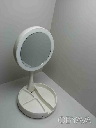Зеркало косметическое Б/У Зеркало для макияжа с led подсветкой
