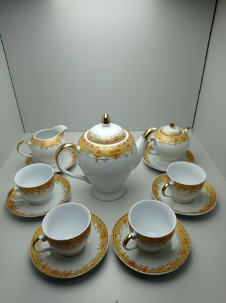 Сервиз чайный (6 блюдец, 6 чашек, заварник, сахарница)
Внимание! Комиссионный то. . фото 4
