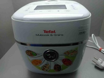 Мультиварка Tefal RK900132 не може притягнути до себе господині, адже вона здатн. . фото 3