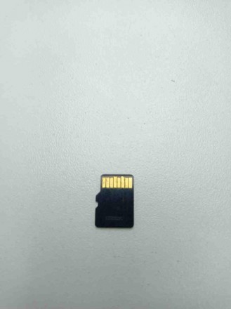 MicroSD 8Gb - компактное электронное запоминающее устройство, используемое для х. . фото 3