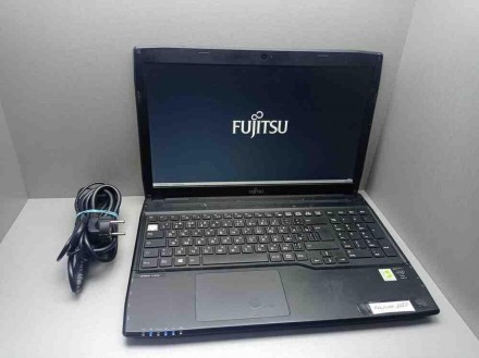 Fujitsu Lifebook A544 (15.6"/1366х768/Intel Core i5 4200M 2.5GHz/Ram 8Gb/HDD 500. . фото 2