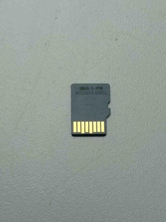 Картка пам'яті формату MicroSD 32Gb — компактний електронний запам'ятний пристрі. . фото 3