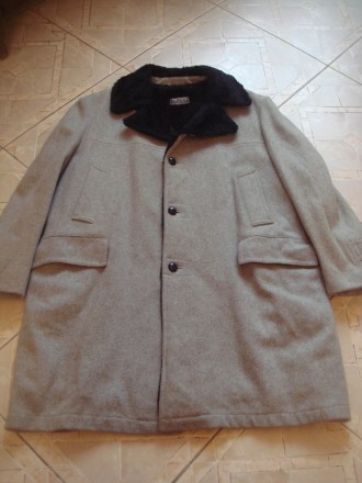 Продам мужскую зимнюю куртку р.54-56, рост 180 см,б.у,все привезено с страны Кан. . фото 6