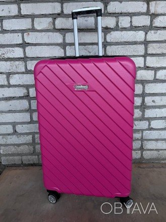 Валіза Madisson Corfou є ідеальним варіантом багажної валізи для поїздок або для. . фото 1