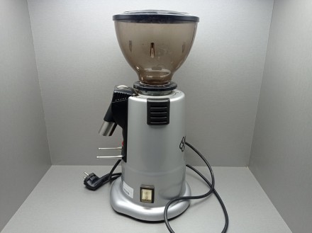 Кавомолка, потужність 250 Вт, контроль за кількістю кавових зерен, вибір порції . . фото 5