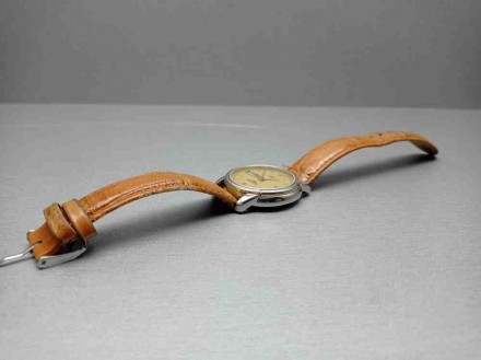 Часовую марку Tissot создал Шарль Фелисьен Тиссо с сыном Шарль Эмилем в 1853 год. . фото 3