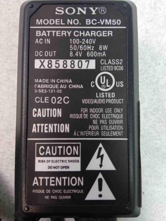 Зарядное устройство Sony BC-VM50, 8.4V 600mA
Внимание! Комиссионный товар. Уточн. . фото 5