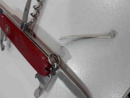 Складной нож Victorinox, компактный надежный нож, укомплектован 7-ю различными ф. . фото 6