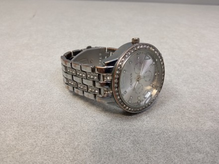 Geneva Platinum (копія), годинниковий механізм: кварцовий; матеріал корпусу: мет. . фото 4