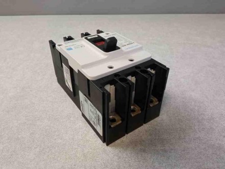 Автоматичний вимикач Hyundai HGM60E-F
Тип розчіплювача — регульований
Монтажне в. . фото 7