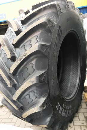 Продам НОВЫЕ тракторные шины:
710/70R42 Agrimax RT-765M BKT (173 D/176 А8 PR8) . . фото 4