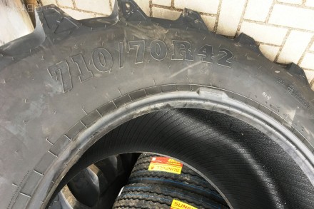 Продам НОВЫЕ тракторные шины:
710/70R42 Agrimax RT-765M BKT (173 D/176 А8 PR8) . . фото 10