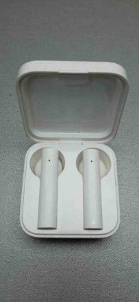 Беспроводные наушники Xiaomi Mi True Wireless Earphones 2 Basic
Наушники с шумоп. . фото 2