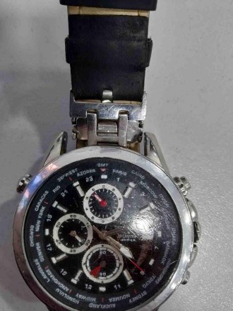 Годинник Aviator AVW8974G76. Сріблястий корпус з нержавіючої сталі і чорний шкір. . фото 3