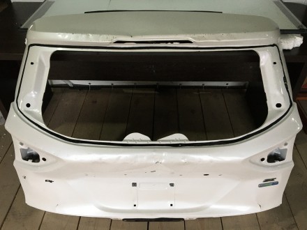 Дверь багажника (дефект примята) Ford Escape MK3 (Форд Эскейп) 2013,2014,2015.20. . фото 2