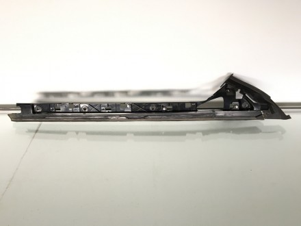 Кронштейн накладки стійки лобового скла лівий Ford Explorer 2011-2019 дефект
Код. . фото 2