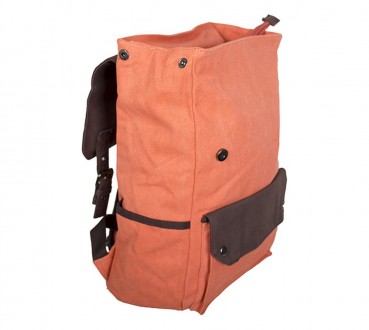 Красивый рюкзак оранжевого цвета. Аксессуар сделан из прочного материала. Внутри. . фото 10