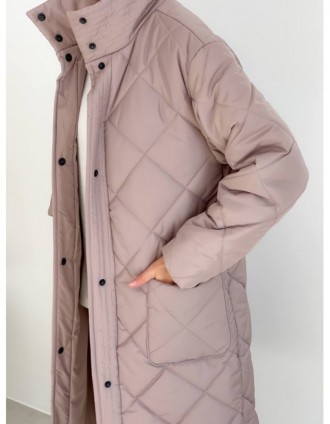 
 Мега крутая и популярная модель стеганой куртки из зимней коллекции.
Выполнена. . фото 6