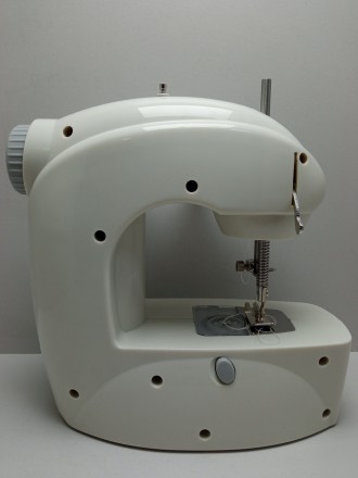 Швейна машина Mini Sewing Machine FHSM-203, компактна, для домашнього використан. . фото 10