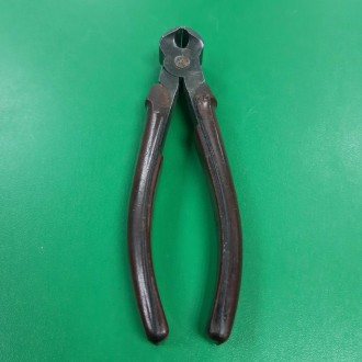 Кусачки торцеві, нікельовані,
Шарнірно-губцевий інструмент призначений для широк. . фото 2