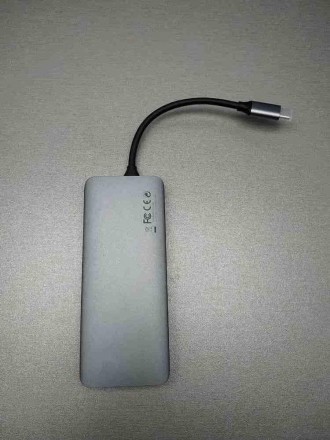 Универсальный хаб, который позволит использовать интерфейс USB-C и получить допо. . фото 4