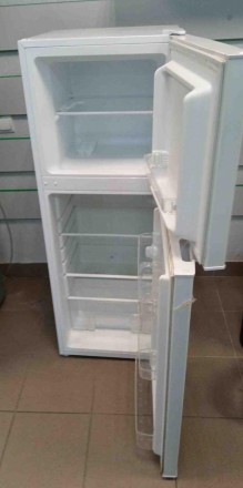 Холодильник Elenberg MRF 146-O
Двухкамерная компактная модель, которая подойдет . . фото 3