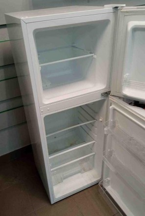 Холодильник Elenberg MRF 146-O
Двухкамерная компактная модель, которая подойдет . . фото 4