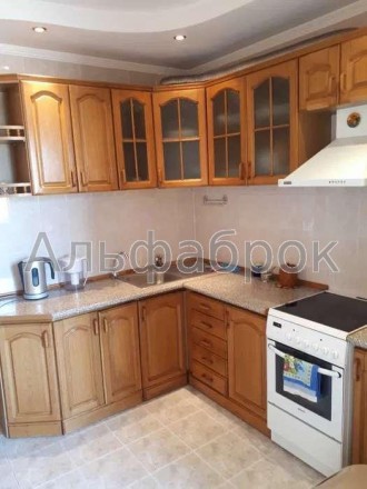 4-комнатная квартира, 102 м.кв.. Киев. фото 1 4-комнатная квартира, 102 м.кв.. Киев. фото 1