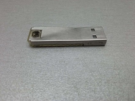 USB 8Gb — запоминающее устройство, использующее в качестве носителя флеш-память,. . фото 4