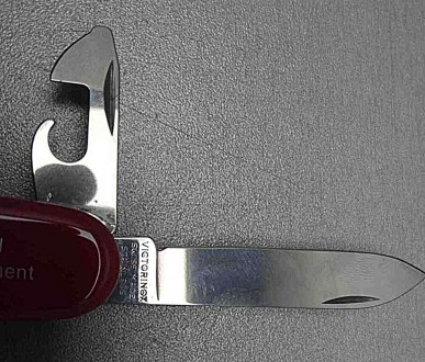 Отличный перочинный нож Victorinox Tourist (0.3603) по достоинству оценили уже м. . фото 5