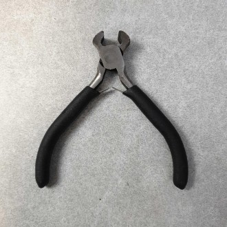 Кусачки торцеві, нікельовані,
Шарнірно-губцевий інструмент призначений для широк. . фото 2
