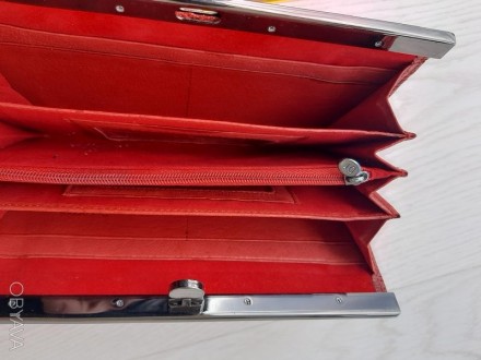 Женский большой кожаный кошелек Dr.Koffer (красный)

Отличное качество
Состов. . фото 6