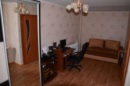 Квартира,капитальный ремонт,гостинка,мебель и техника,счетчики,газ,балкон застек. Лукьяновка. фото 4