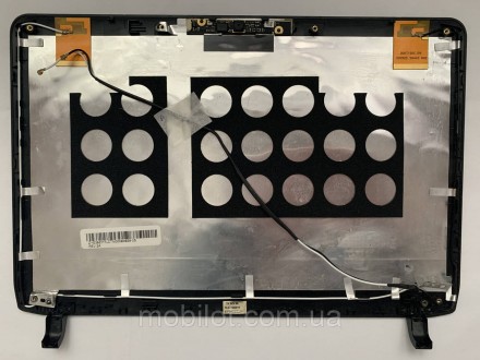 Часть корпуса Крышка матрицы и Рамка к ноутбуку Acer 1810TZ. Есть следы от экспл. . фото 4