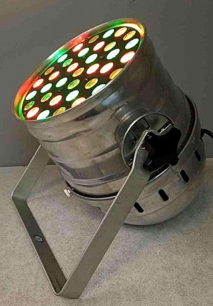 Світлове та сценічне обладнання Б/У Pr Lighting JNR-8018I. Київ. фото 1 Світлове та сценічне обладнання Б/У Pr Lighting JNR-8018I. Київ. фото 1