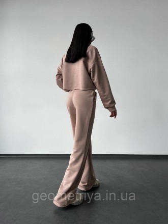 
Трикотажный костюм оверсайз бежевого цвета 
Параметры:
XS/S : ОГ 82-90, талия 6. . фото 4