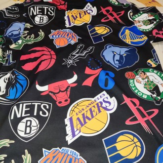 Футболка New Era с эмблемами клубов NBA, размер-М, длина-66см, под мышками-50см,. . фото 5