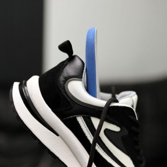Жіночі кросівки Allshoes 584917 зі стильним поєднанням чорного та білого кольорі. . фото 11