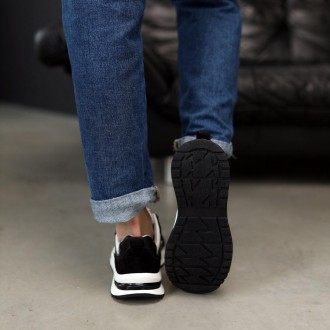 Жіночі кросівки Allshoes 584917 зі стильним поєднанням чорного та білого кольорі. . фото 9