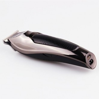 
Машинка для стриження волосся VGR V-030 — чудовий професійний прилад для стриже. . фото 3