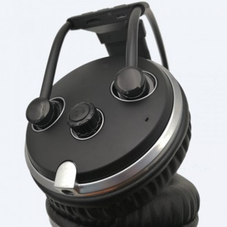 Бездротові навушники NIA S1000 (Hi-Fi, Bluetooth, SDcard, FM Radio)
Бездротові B. . фото 3