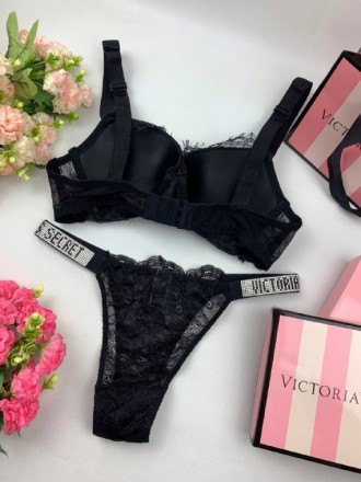 Комплект женский Victoria’s Secret Стразы
Трусики+топ в пакете и упаковочной бум. . фото 3