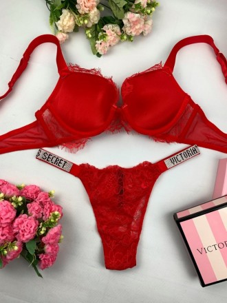 Комплект женский Victoria’s Secret Стразы
Трусики+топ в пакете и упаковочной бум. . фото 8